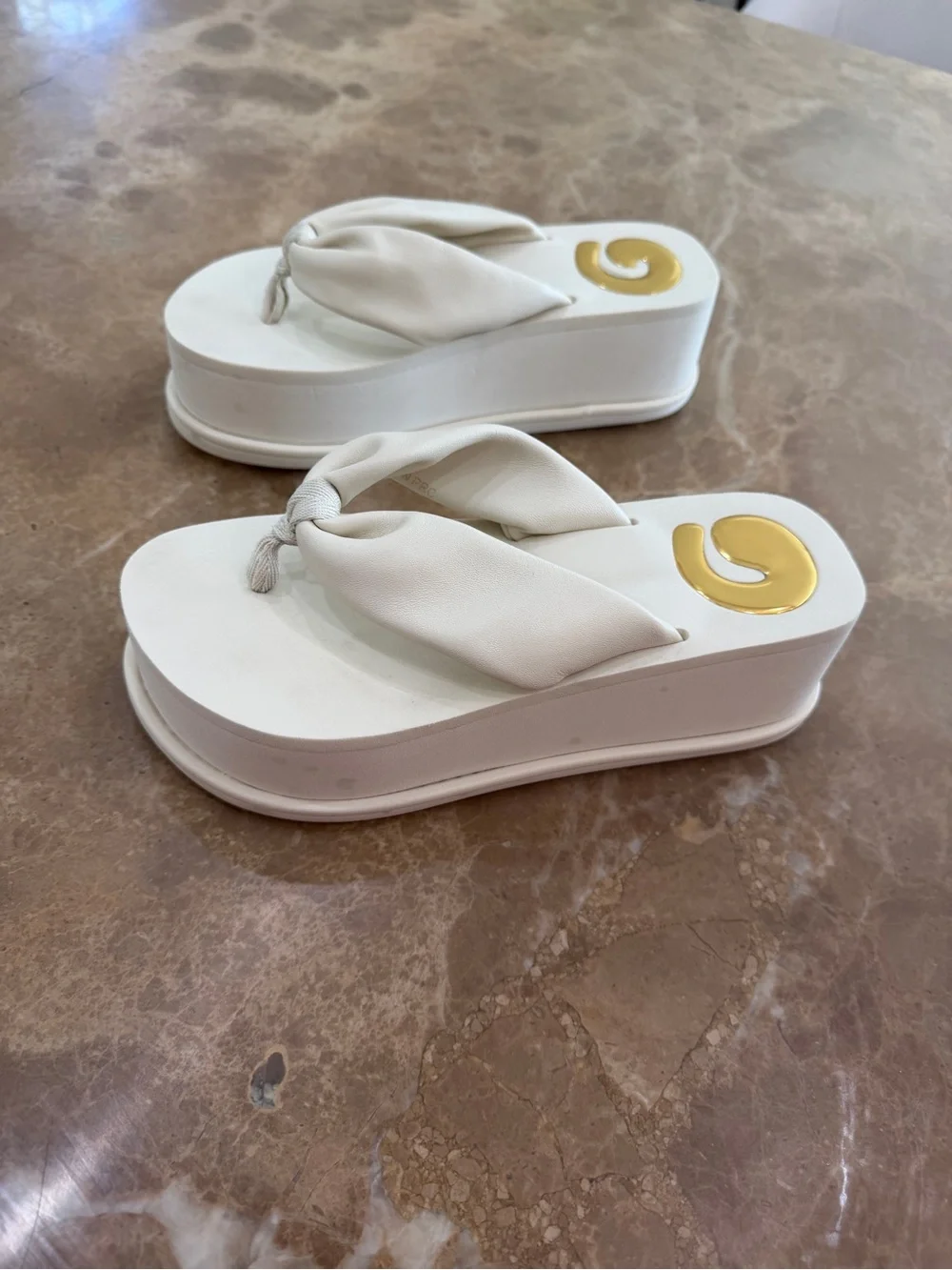 Cult Gaia off white Platform Thong Sandals size 6